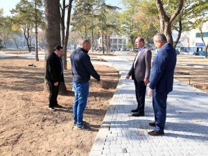 Cem Sultan Parkında Çalışmalar Devam Ediyor