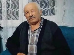 Frenleri Tutmayan Tarım Aracı Yayaya Çarptı, Sürücü Öldü
