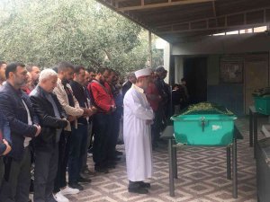 İ̇zmir’de Motosiklet Kazasında Ölen 2 Kardeş Toprağa Verildi