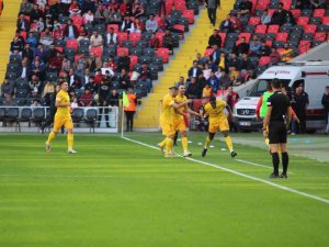 Spor Toto Süper Lig: Gaziantep Fk: 0 - Y.kayserispor: 1 (İ̇lk Yarı)
