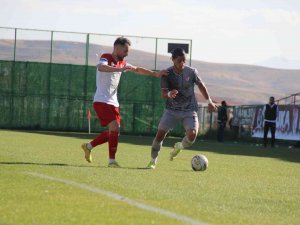Tff 3. Lig: Es Elazığspor: 2 - Nevşehir Belediyespor: 2