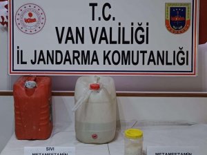 Van’da 30 Kilo 985 Gram Sıvı Metamfetamin Ele Geçirildi