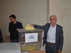 Kırkağaç İ̇yi̇ Parti’de Levent Komşu Güven Tazeledi