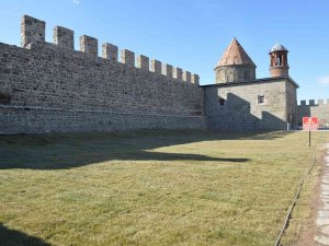 Erzurum Kalesi Çok Daha Güzel