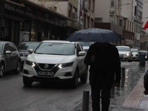 Kuraklıkla Boğuşan Kilis’te Yağmur Sevinci