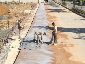 Döşemealtı’na Renkli Baskı Beton Kaldırım