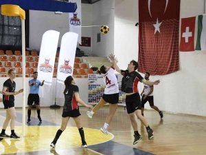 Kemer’de Korfbol Heyecanı Sona Erdi