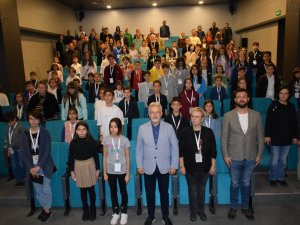 Çocuk Meclisinin Yeni Başkanı Özlem Yılmaz