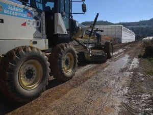 Alanya’nın Doğu Mahallelerinde Çalışmalar Sürüyor