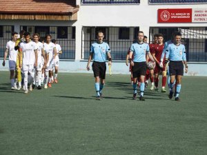 Genç Horozlar Lideri 3-1 İle Geçti