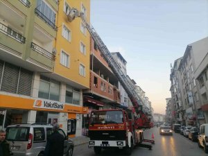 Yakınlarının Haber Alamadığı Yaşlı Kadın Evinde Ölü Bulundu