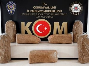 Polisten Kaçak Tütün Operasyonu