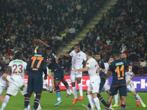 Spor Toto Süper Lig: A. Hatayspor: 3 - Başakşehir: 3 (Maç Sonucu)