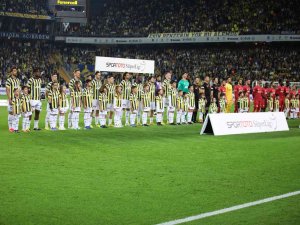 Sivasspor 6 Maç Sonra Fenerbahçe’ye Yenildi