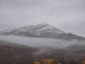Tunceli’nin Yüksek Kesimlerine Kar Yağdı