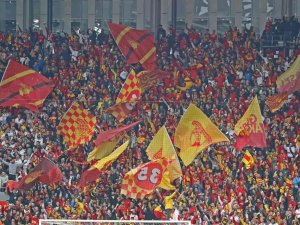 İ̇zmir Derbisinin Biletleri Satışa Çıktı