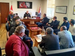 Simav İ̇lçe Emniyet Müdürü Secaattin Aktay, Muhtarlarla Bir Araya Geldi
