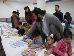 Harika Matematik Sergisi Aydınlı Öğrencilerle Buluştu