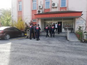 Köydeki Vatandaşların Fındık Ve Cevizlerini Çalan Hırsızlar Yakayı Ele Verdi
