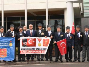 Kıbrıs Gazileri Kktc’ye Gitti