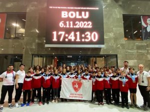 Büyükşehir Yüzme Takımı Başarıya Doymuyor