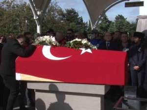 Kazım Karabekir’in Torunu Ferhan Ayasbeyoğlu Toprağa Verildi