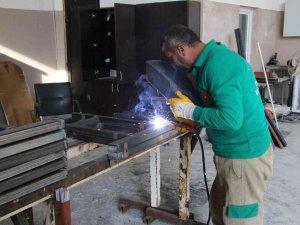 Haliliye Belediyesi Üretip Vatandaşların Hizmetine Sunuyor