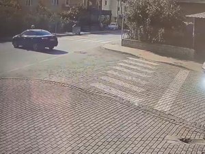 Otomobille Motosiklet Çarpıştı: 1 Kişi Yaralandı