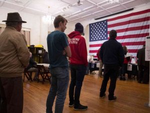 Abd’de Kritik Ara Seçimlerde Oy Verme İşlemi Başladı