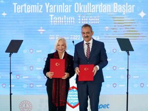 Bakan Özer: “Artık Okulların Temizliğiyle İlgili Bu Toplumda Hiç Kimse Konuşamayacak”