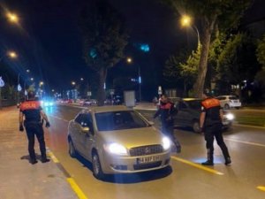 Sakarya’da Fuhuş Yapılan 2 İkamet Mühürlendi