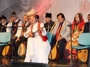 6 Ülkeden Gelen Ozanlar Sivas’ta Buluştu