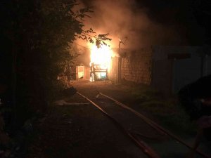 Tekirdağ’da Korkutan Gecekondu Yangını