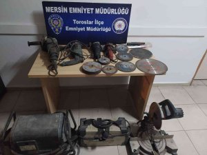 İ̇şyerinden Hırsızlık Yapan Şüpheliler Yakalandı
