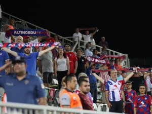 İ̇zmir Derbisinin Biletleri Satışta