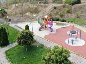 Karesi Belediyesi’nden Yeni Park Ve Spor Sahaları