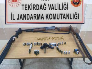 Tekirdağ’da Bir Evde Silah Ve Mermiler Bulundu