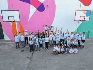 ‘Aksa İ̇yilik Takımı’ndan Okul Dönüşüm Projesi