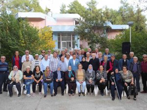 Başkan Tütüncü, Antalya Pil Fabrikası Emektarlarıyla Bir Araya Geldi