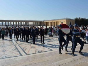 Antgi̇ad Başkanı Sert: "Cumhuriyetin İlelebet Yaşaması Ve Yücelmesi İçin Var Gücümüzle Çalışıyoruz"