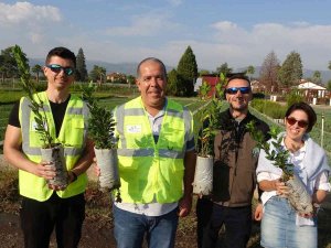 Marmarisli Gönüllüler Binlerce Fidan İle 11 Kasım’a Hazırlanıyorlar