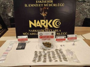 Torbacı Operasyonunda Bir Miktar Uyuşturucu Madde Ele Geçirildi
