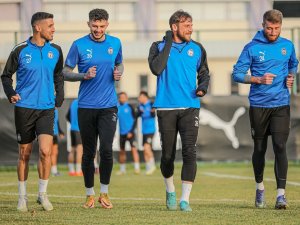 Afyonspor, Deplasmanda Oynayacağı Düzcespor Maçı Hazırlıklarına Başladı