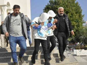 Fethiye’de 220 Bin Liralık Cep Telefonu Çalan Hırsızlar Tutuklandı