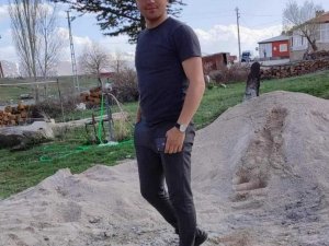 Doğmasını 10 Yıl Bekleyen Babasıyla Aynı Kaderi Yaşadı