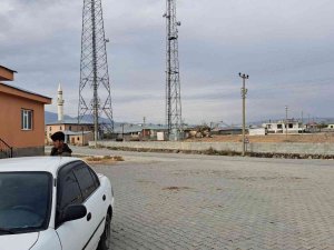 Kuduz Hastalığından Hayatını Kaybeden Çocuğun Köyünde Endişeli Bekleyiş