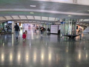 Belçika’da İşçiler Genel Greve Gitti