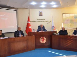 İ̇l Genel Meclisi Bütçe Görüşmeleri Sürüyor