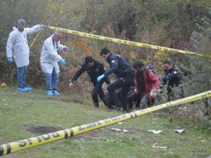 Kelkit Çayı Yanında Erkek Cesedi Bulundu