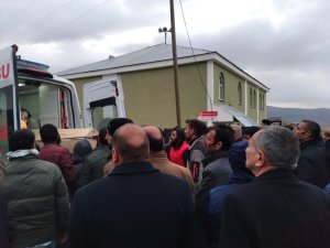 Otobüs Kazasında Hayatını Kaybeden Nevzat Taş Muradiye’de Toprağa Verildi